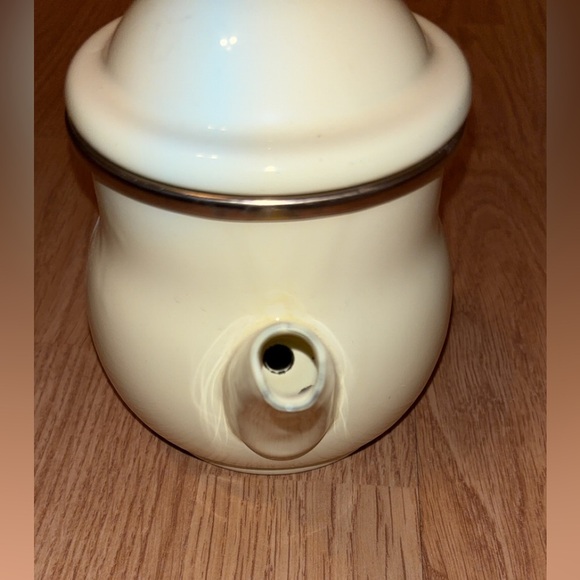 Victoria & Richard MacKenzie Childs Yellow-Gold Tea Set - Picture 14 of 16